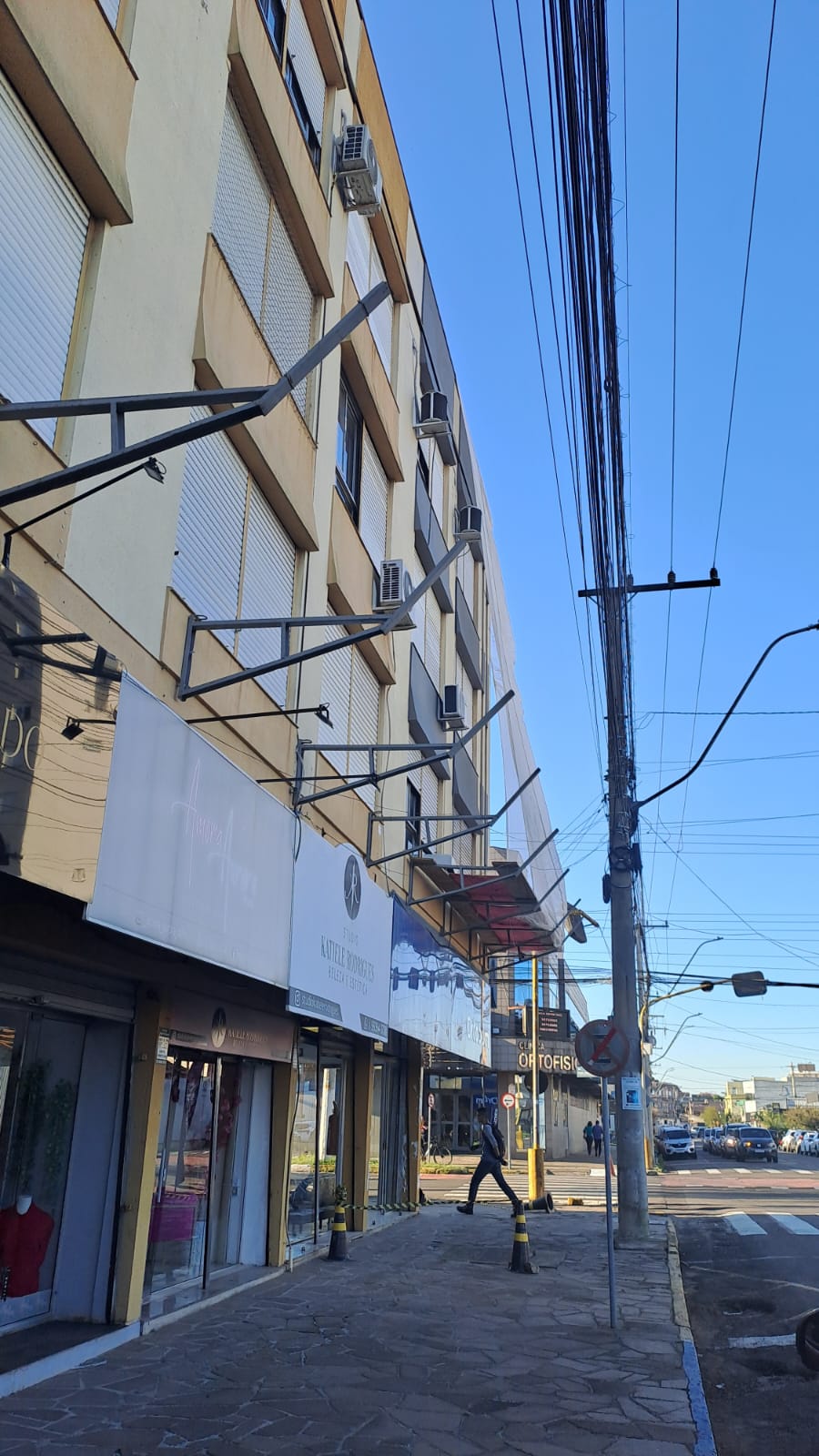 Fachada onde os alpinistas irão trabalhar.