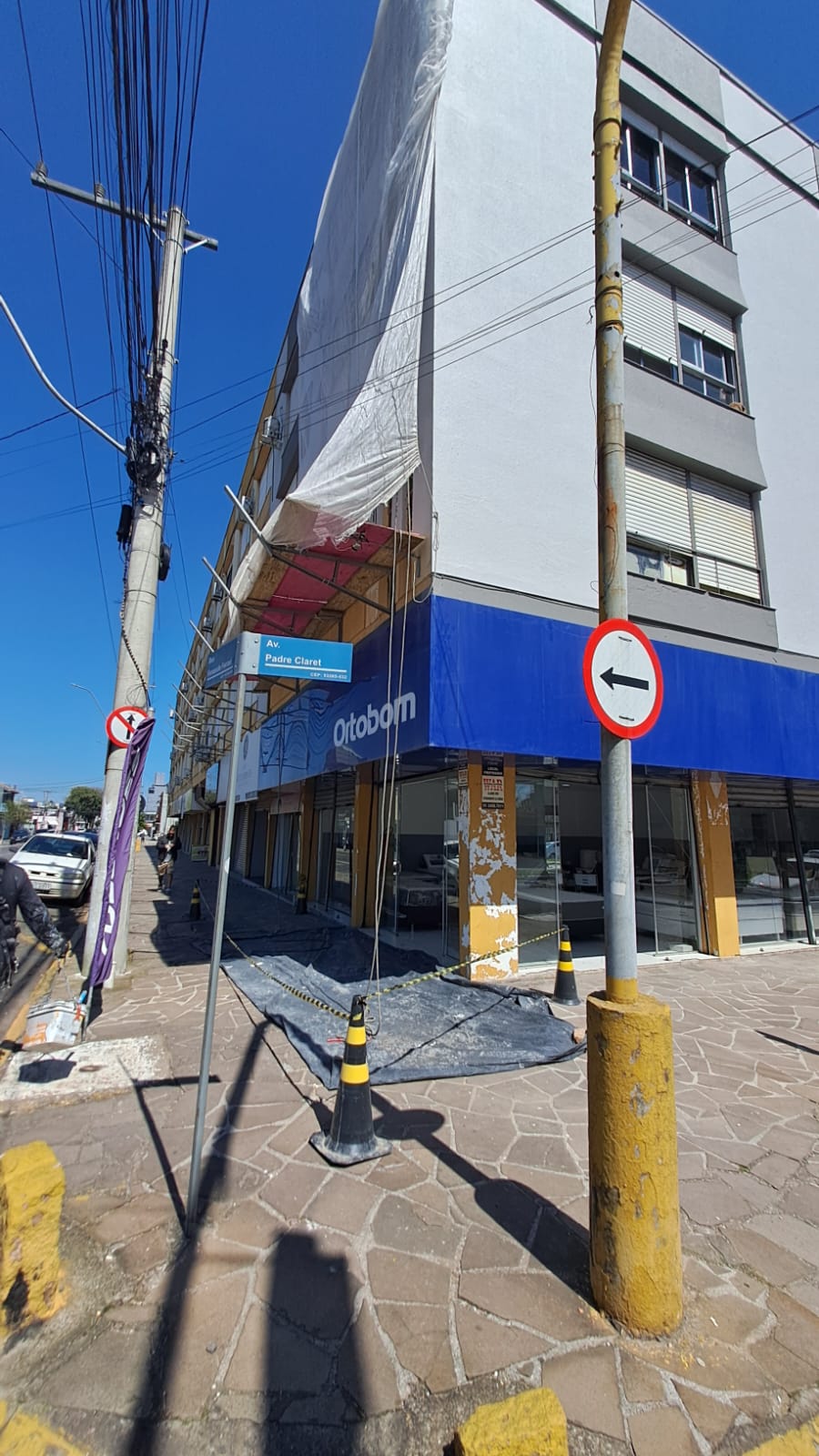 Fachada de um prédio onde a Vital Acesso realizou um serviço de pintura.